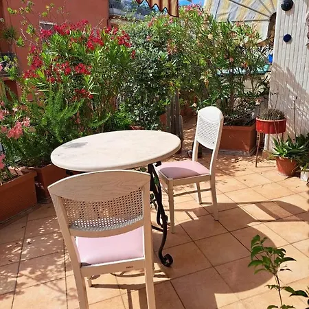 Brighting Penthouse And Balcony Μπάρι