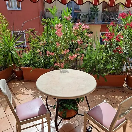 Апартаменты Brighting Penthouse And Balcony